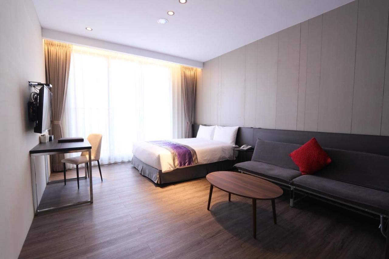 Hotel Hesper Hsr Taichung Luaran gambar