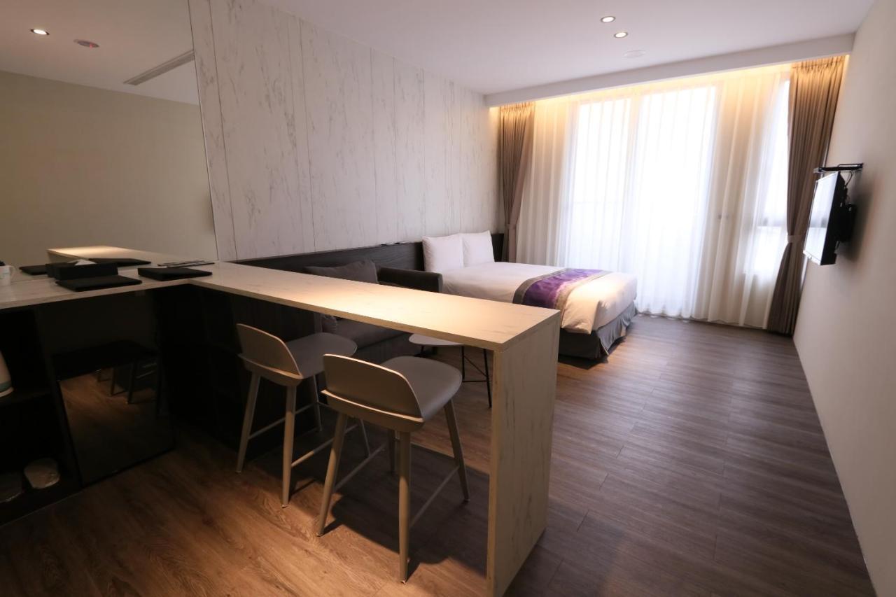 Hotel Hesper Hsr Taichung Luaran gambar