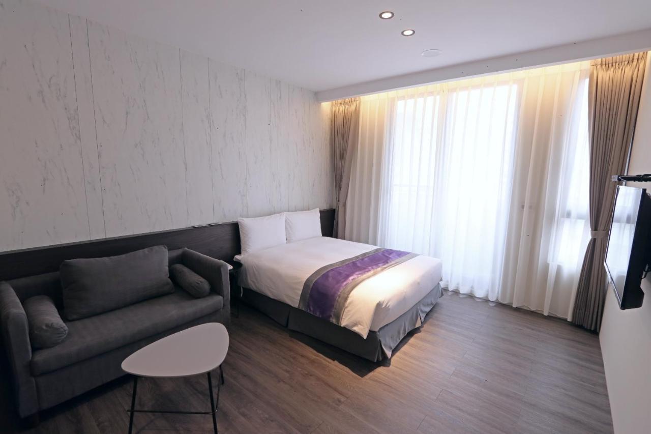 Hotel Hesper Hsr Taichung Luaran gambar