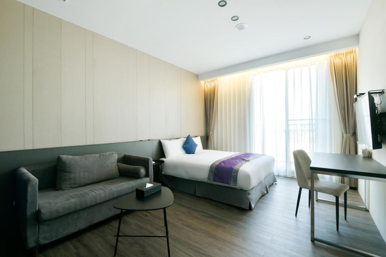 Hotel Hesper Hsr Taichung Luaran gambar