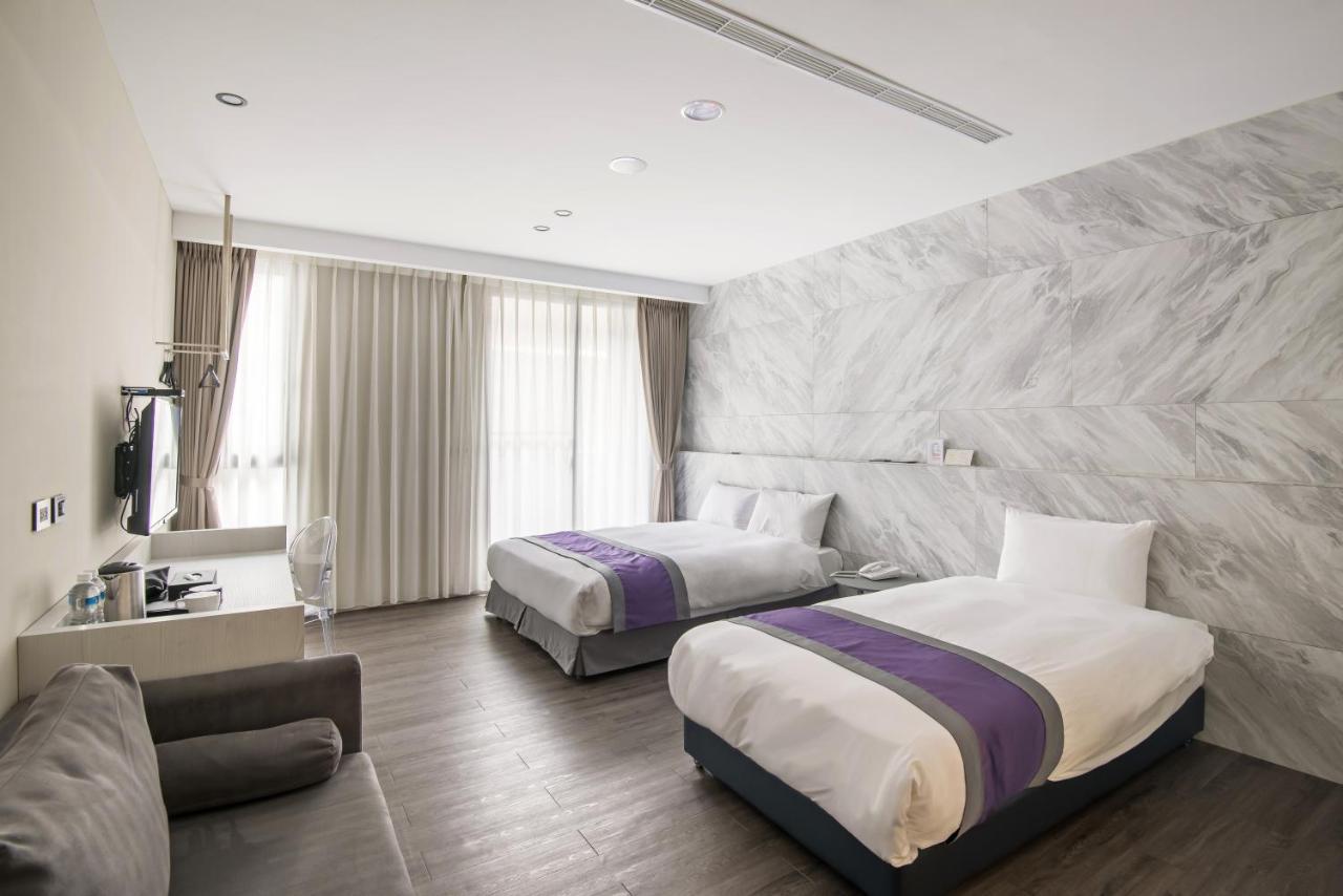 Hotel Hesper Hsr Taichung Luaran gambar