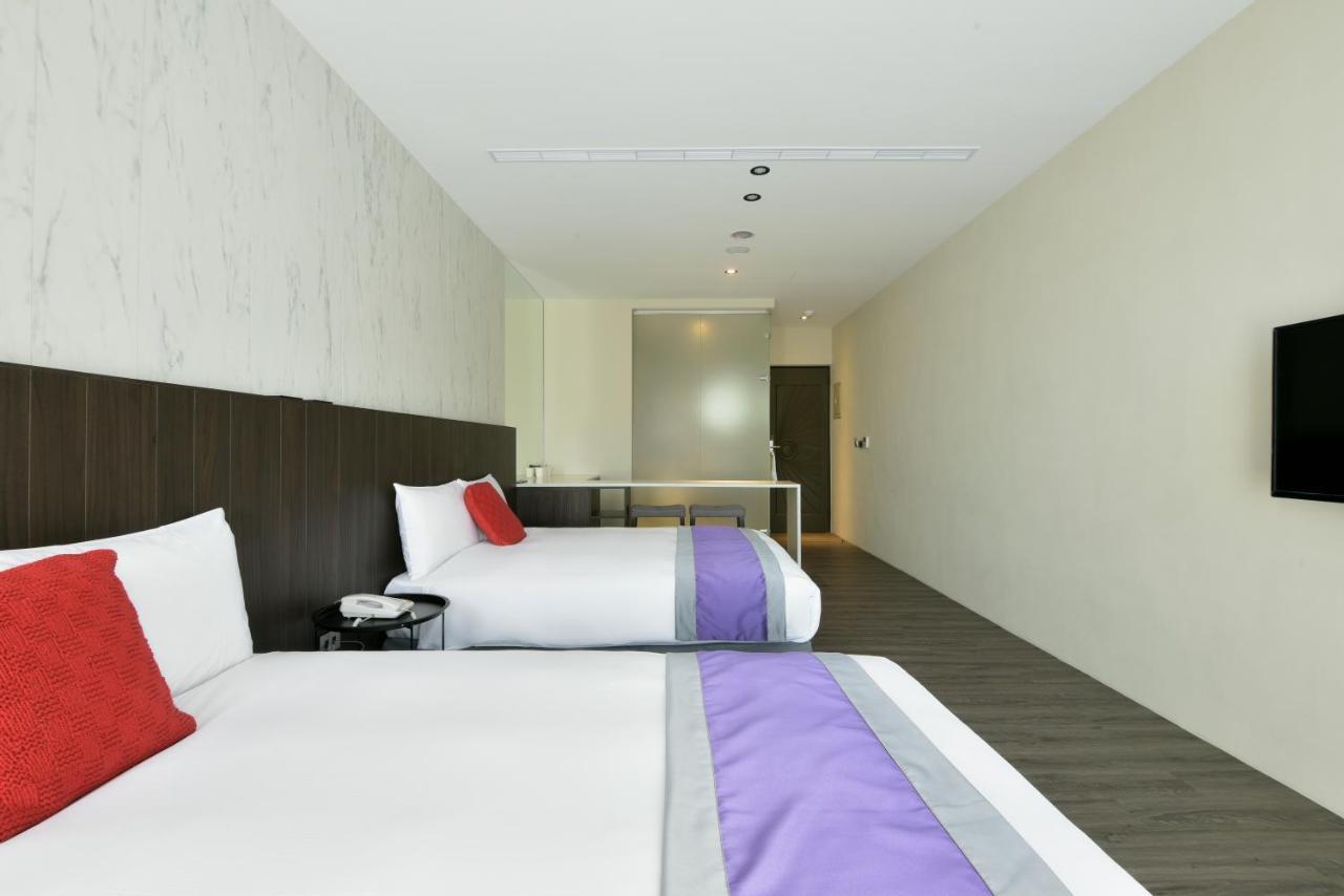 Hotel Hesper Hsr Taichung Luaran gambar