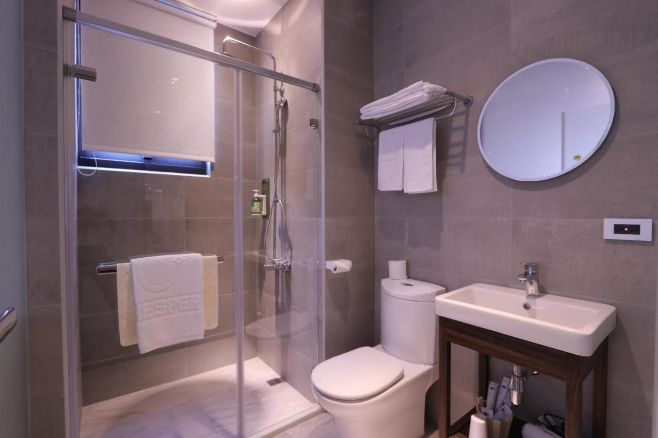 Hotel Hesper Hsr Taichung Luaran gambar