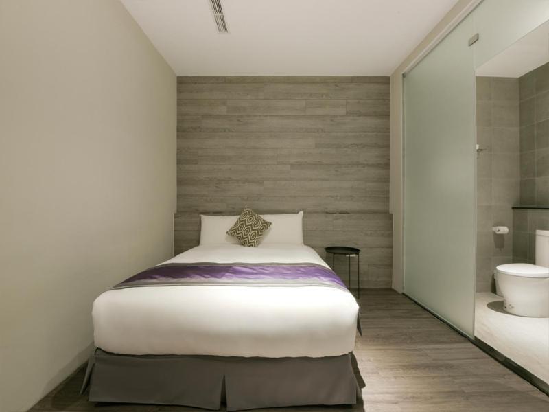 Hotel Hesper Hsr Taichung Luaran gambar
